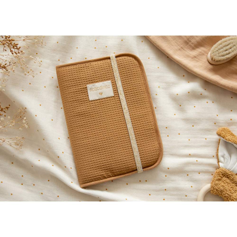 protege-carnet-de-sante-a5-poema-nobodinoz-caramel
