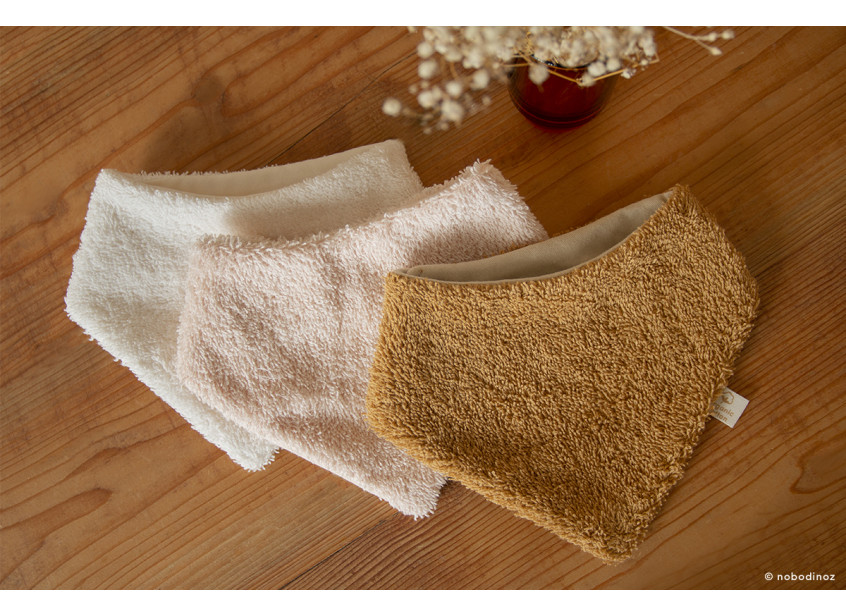 so-natural-knitted-tricot-cape-biscuit